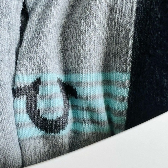 True Religion Women's 10 Pairs Half Cushion Low Cut Grey/White Socks Size 9-11 - Picture 3 of 6